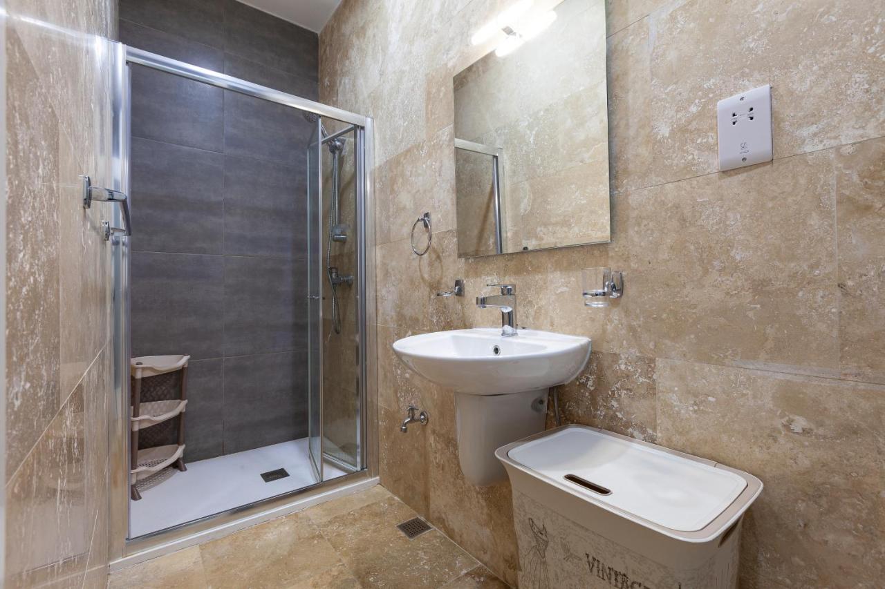 Designer Home With Comfy Sofa In Central Valletta By 360 Estates المظهر الخارجي الصورة
